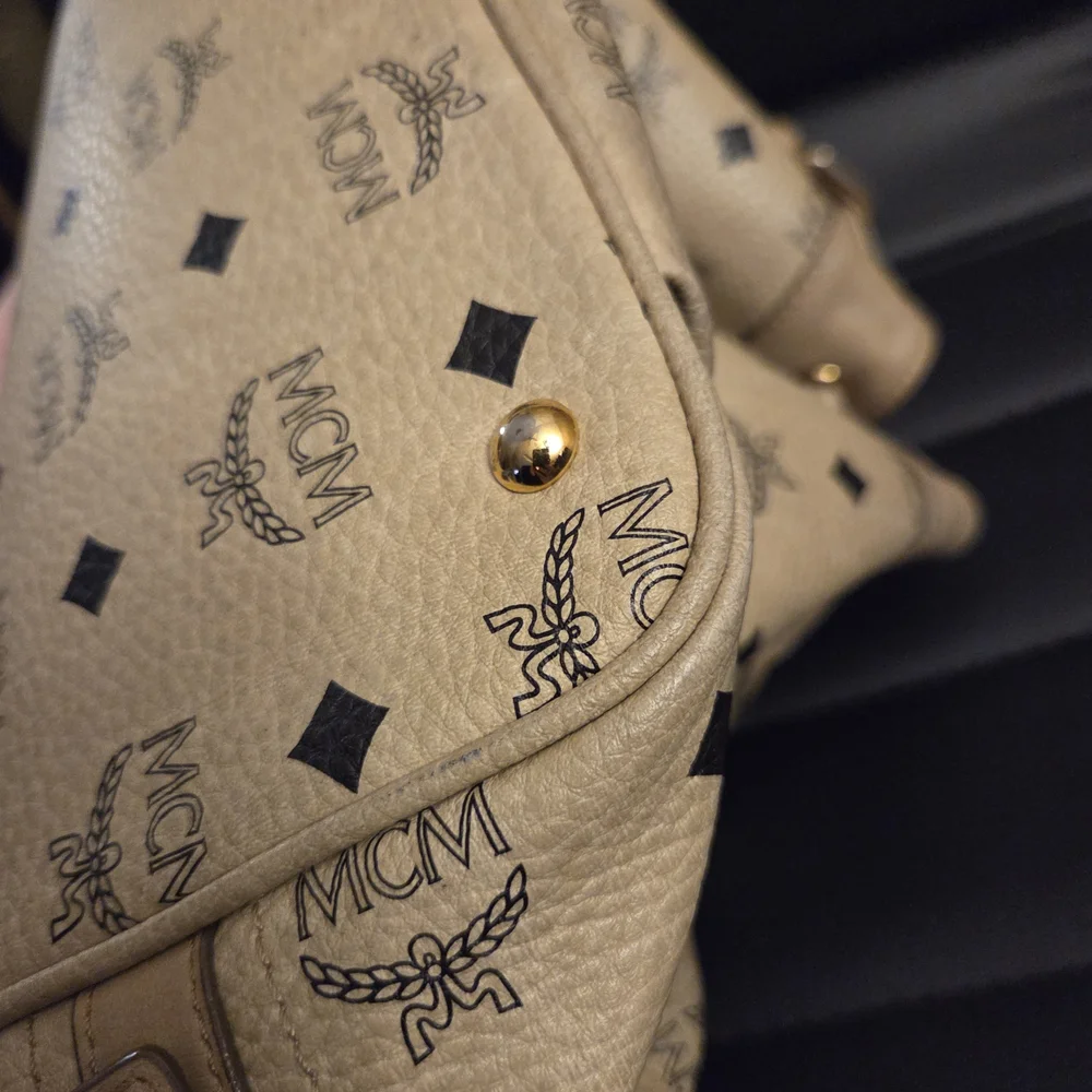 Authentic MCM Visetos Drawstring Bucket Bag - Picture 6 of 16